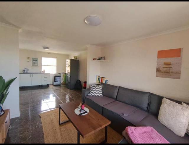 2 BEDROOM PROPERTY TO RENT IN ZONNEBLOEM